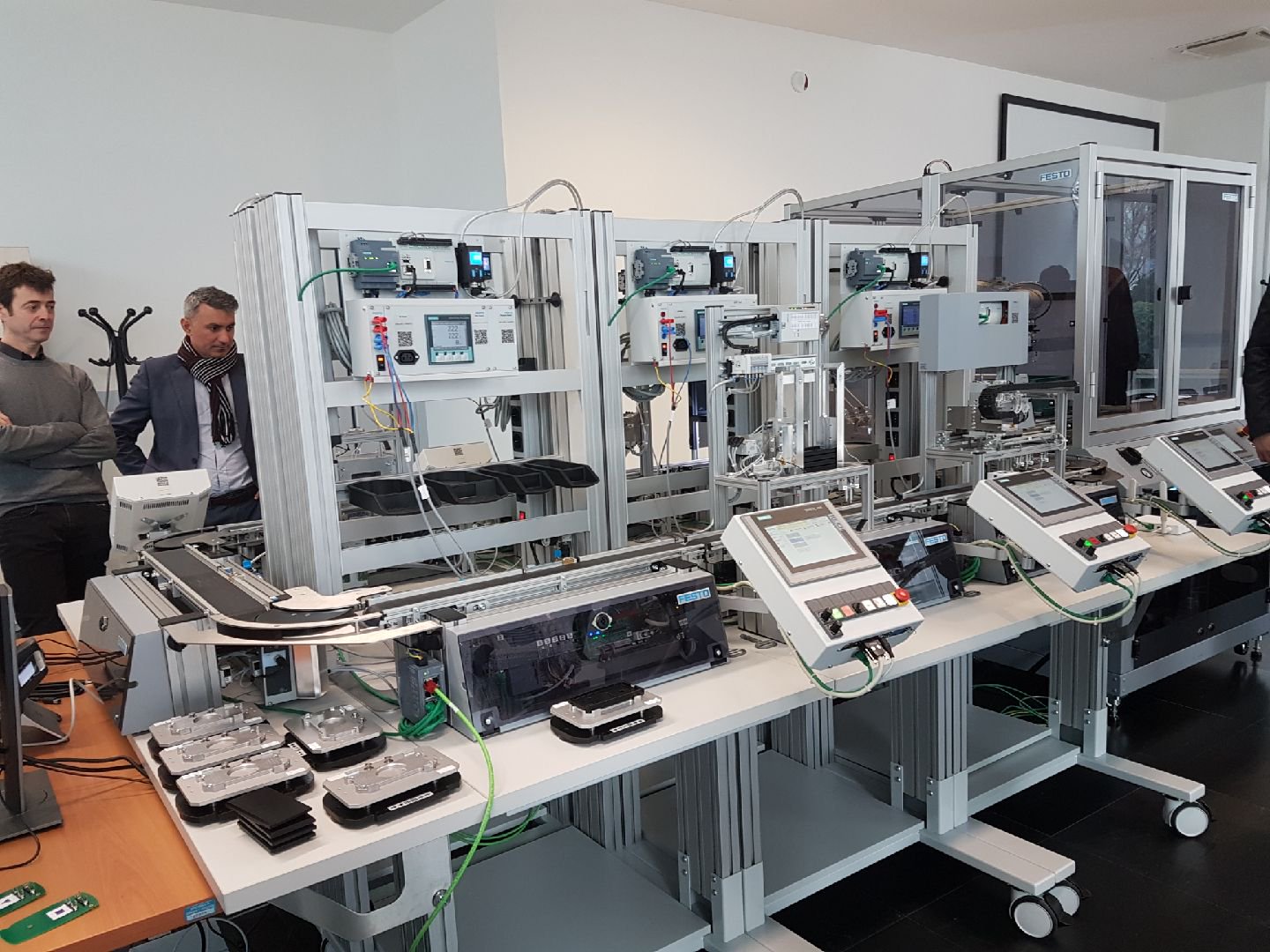 Les installations du projet H2020 MIDIH.